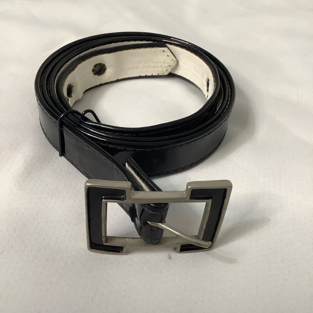 Vintage Black Simulated Patent Leather 80’s Belt M (0028)
